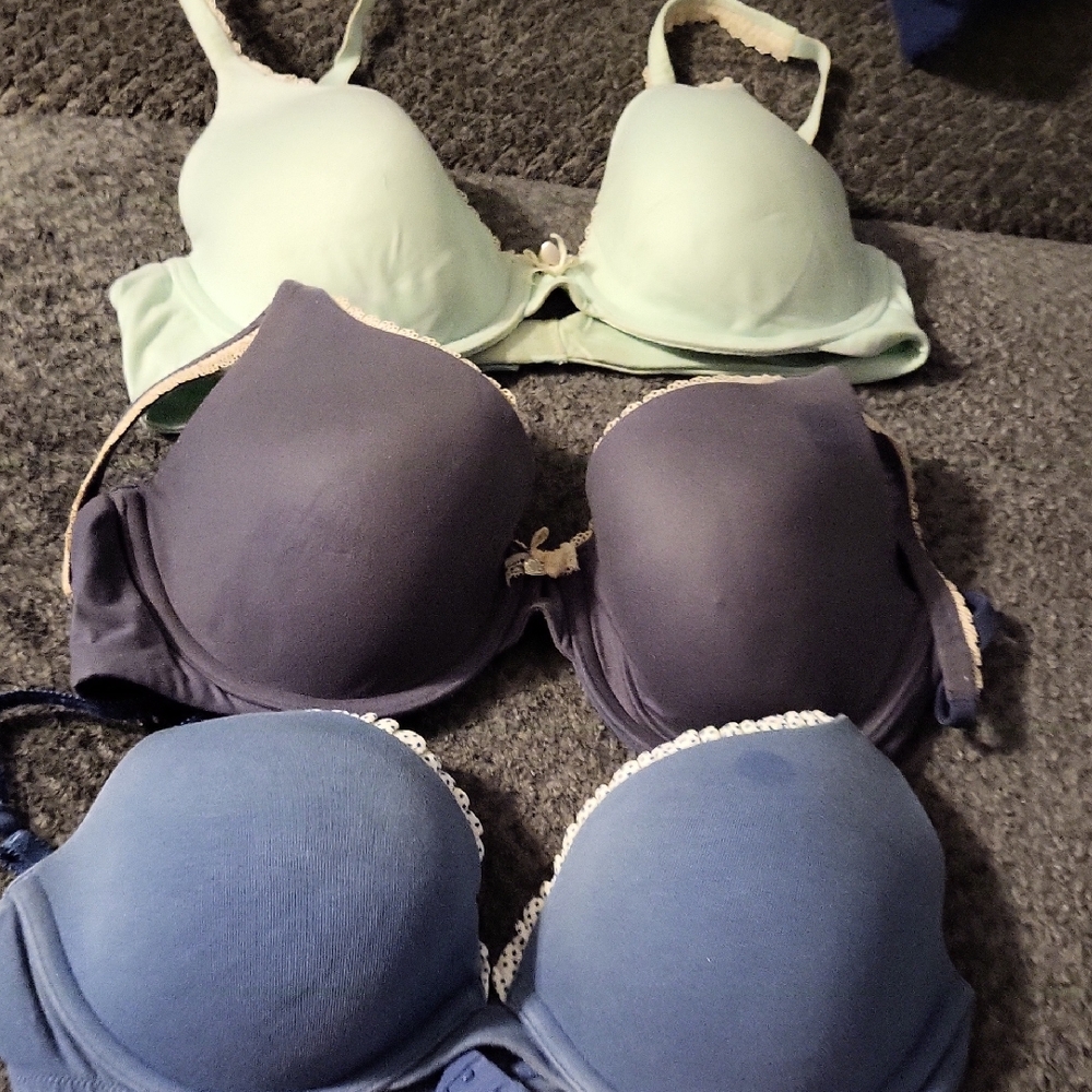 Victoria's Secret T-Shirt Bras in Mint, Navy, and Blue